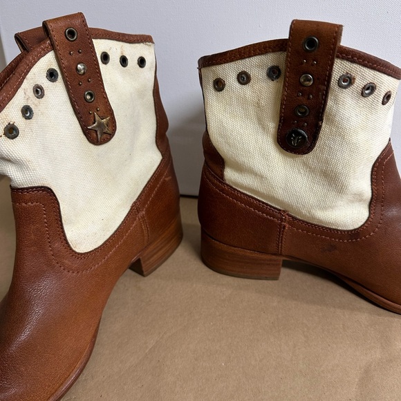 Brown and Cream Frye Leather Ankle Boots - Picture 3 of 10